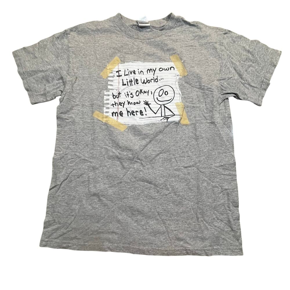 I Live In My Own Little World Tee Mens M‎ Alt Humor Introvert Gray Shirt